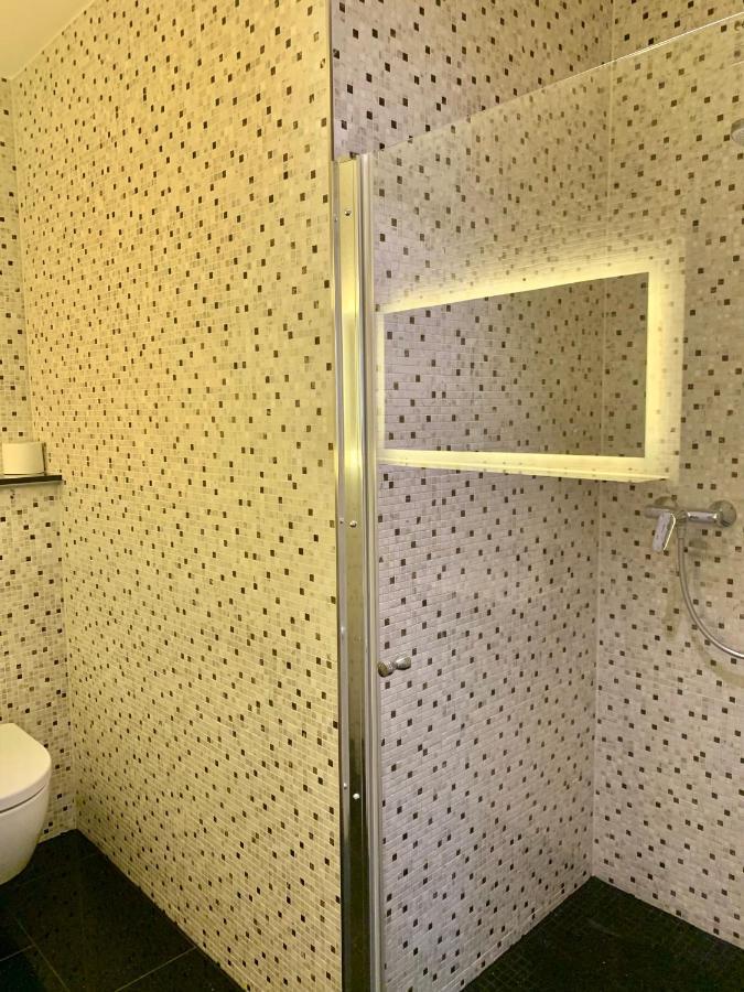 Mosaikhaus Smart Home Würselen Esterno foto